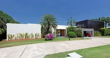 Villa 4 bedrooms with Furnitured, with Air conditioner, with private pool in Phuket, Thailand