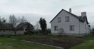 Haus in Tracciakouski sielski Saviet, Weißrussland