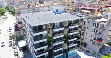 1 bedroom apartment in Muratpasa, Turkey