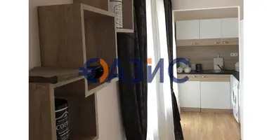 2 bedroom apartment in Pomorie, Bulgaria