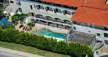 Hotel 4 000 m² w Pefkochori, Grecja