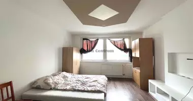 Mieszkanie 6 pokojów w Budapeszt, Węgry