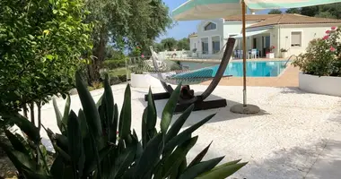 Villa 3 chambres avec Vue sur la mer, avec Piscine, avec Vue de la ville dans Kastania, Grèce