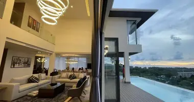 Villa 5 habitaciones con Doble acristalamiento, con Amueblado, con Aire acondicionado en Phuket, Tailandia