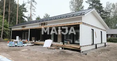 3 bedroom house in Helsinki sub-region, Finland