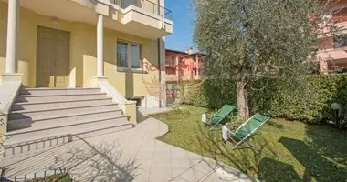 Apartamento 3 habitaciones en Desenzano del Garda, Italia