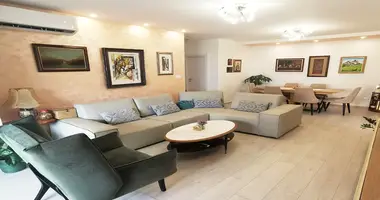Wohnung 1 Schlafzimmer in Dobrota, Montenegro