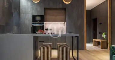 Apartamento 4 habitaciones en Marco, Italia