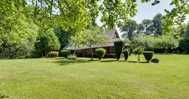 Casa en Geguzine, Lituania