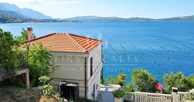 Villa 3 bedrooms with Balcony, with Furnitured, with Air conditioner in durici, Montenegro