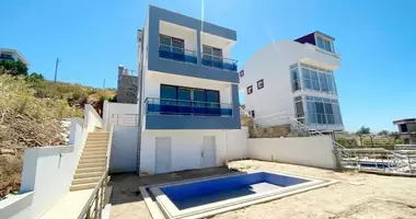 Villa 5 rooms with parking, with Sea view, with Swimming pool in Bogazici, Turkey