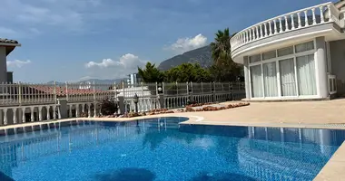 Вилла 5 комнат  с видом на море, с бассейном в Алания, Турция