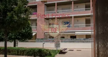 3 bedroom apartment in Pineto, Italy