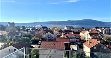 Mieszkanie 4 pokoi w Tivat, Czarnogóra