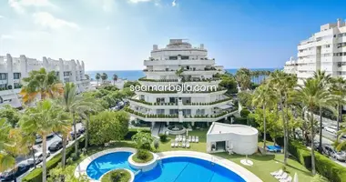 3 bedroom apartment in Marbella, Spain