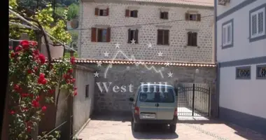 6 room house in Stoliv, Montenegro
