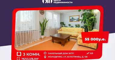Wohnung 3 Zimmer in Maladsetschna, Weißrussland