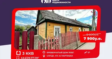 Apartamento 3 habitaciones en Slutsk, Bielorrusia