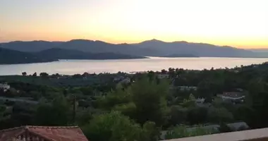 Villa 3 bedrooms with Sea view, with Swimming pool, with Mountain view in Municipality of Chalkide, Greece