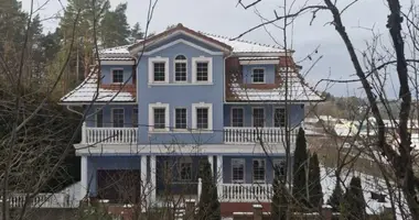 Дом в Ратомка, Беларусь