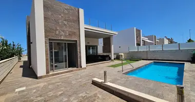 3 bedroom apartment in Orihuela, Spain