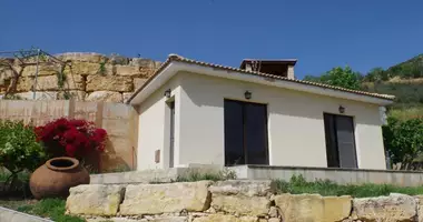 Дом 5 спален в Епископи, Кипр
