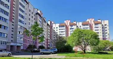 Apartamento 4 habitaciones en Gómel, Bielorrusia