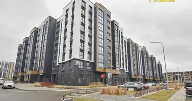 Apartamento 3 habitaciones en Minsk, Bielorrusia