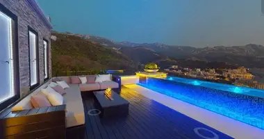 Penthouse 3 bedrooms in Becici, Montenegro