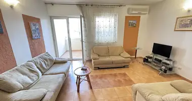 Apartamento 3 habitaciones en Budva, Montenegro