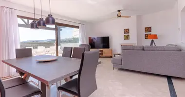 Mieszkanie 3 pokoi w Casares, Hiszpania