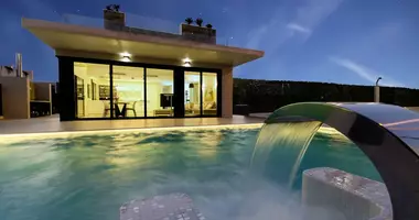 Villa 4 bedrooms with Air conditioner, with Sea view, with parking in Dehesa de Campoamor, Spain
