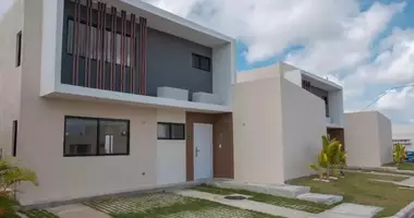 Townhouse 2 bedrooms in Higueey, Dominican Republic