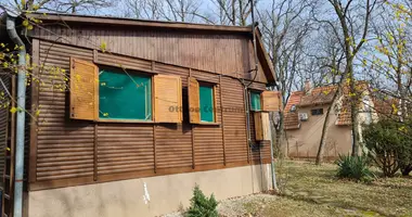 2 room house in Kovagooers, Hungary