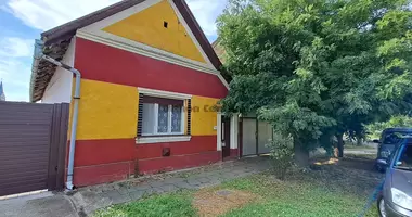 2 room house in Mako, Hungary