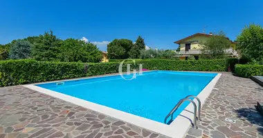1 room apartment in Sirmione, Italy