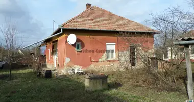 2 room house in Tiszaszolos, Hungary