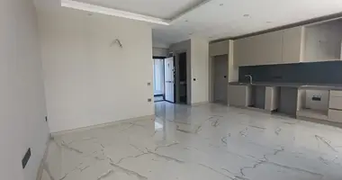 Ático Ático 3 habitaciones con Piscina, con Gimnasio, con área protegida en Turquía