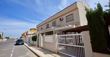 Villa 3 bedrooms in Torrevieja, Spain