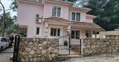 Villa 5 rooms with parking, with Меблированная in Alanya, Turkey