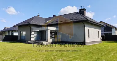 Casa en Muchaviecki sielski Saviet, Belarús