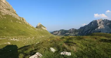Участок земли в Bosaca, Черногория