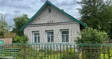 Maison dans Usiazski sielski Saviet, Bélarus