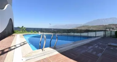 Villa en Mahmutlar, Turquía