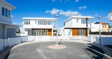 3 bedroom house in Pyla, Cyprus