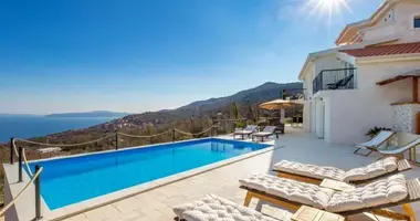 Villa 4 bedrooms in Icici, Croatia