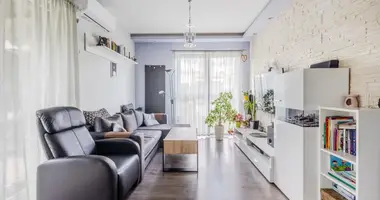 Wohnung 4 zimmer in Warschau, Polen