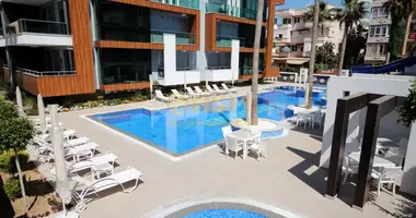 Dúplex 6 habitaciones con ascensor, con la piscina, con Internet en Karakocali, Turquía