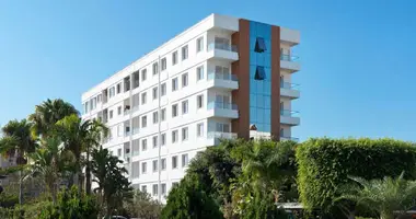 Mieszkanie 3 pokoi w Limassol District, Cypr