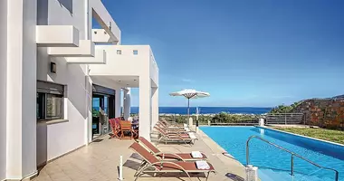 Villa 7 rooms with sea view, with swimming pool, with city view in District of Agios Nikolaos, Greece